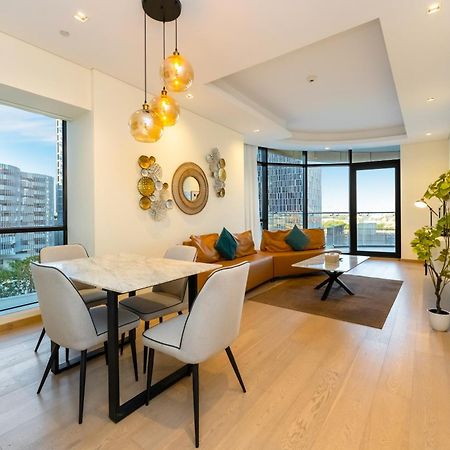 Fam Living - Rp Heights - 3 Mins Walk To Burj Khalifa & Dubai Mall Downtown Dubai Exterior foto