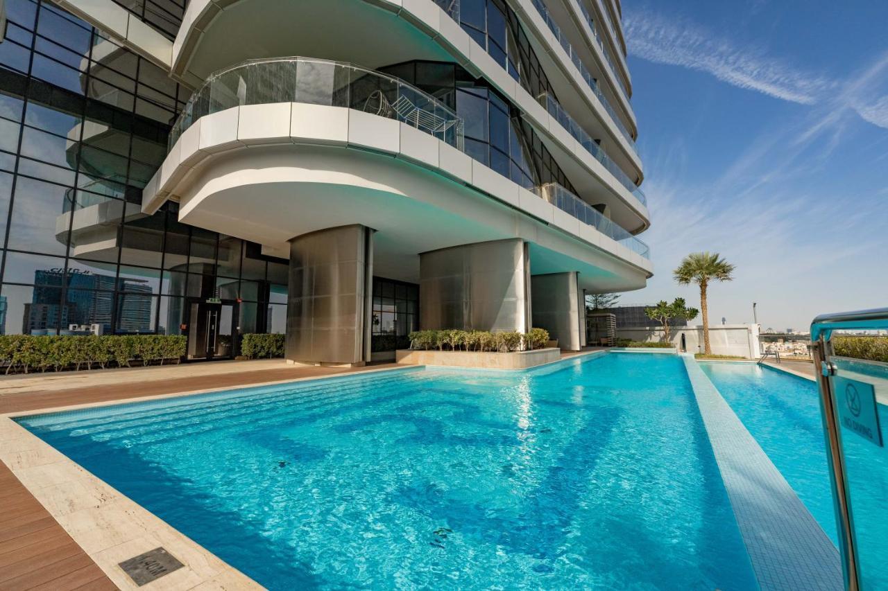 Fam Living - Rp Heights - 3 Mins Walk To Burj Khalifa & Dubai Mall Downtown Dubai Exterior foto