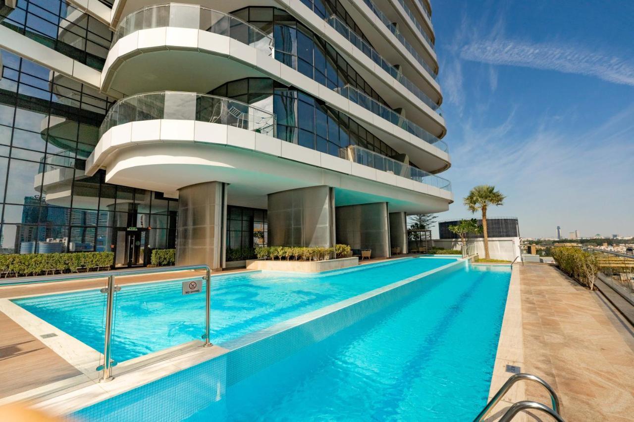 Fam Living - Rp Heights - 3 Mins Walk To Burj Khalifa & Dubai Mall Downtown Dubai Exterior foto